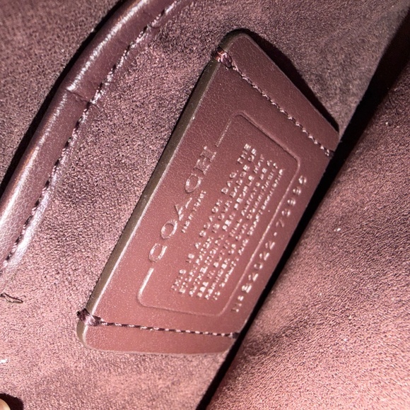 Coach Tabby 26 shoulder bag in light taupe - Picture 7 of 12